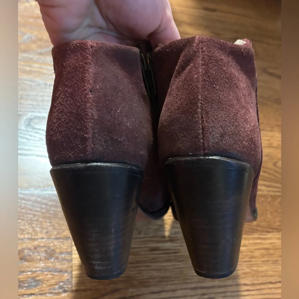 Freebird‎ by Steven | Wine Suede Women's Sz 10 FB-DETRT